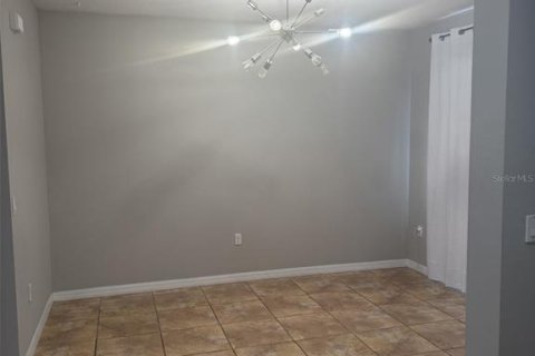 Casa en alquiler en Kissimmee, Florida, 3 dormitorios, 138.42 m2 № 2285460 - foto 10