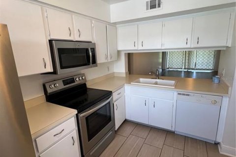 Copropriété à louer à Orlando, Floride: 2 chambres, 84.91 m2 № 1817367 - photo 3