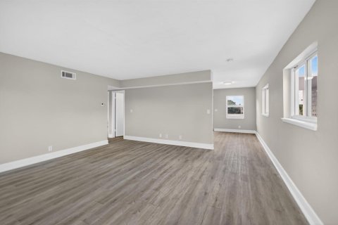 Appartement à louer à North Palm Beach, Floride: 2 chambres, 66.7 m2 № 2146833 - photo 8