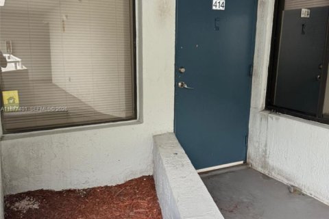 Condominio en venta en Miami, Florida, 2 dormitorios, 107.4 m2 № 2017663 - foto 11