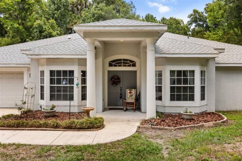 House in Oviedo, Florida 4 bedrooms, 251.86 sq.m. № 2221605 - photo 4