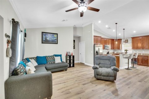 House in Okeechobee, Florida 3 bedrooms, 142.51 sq.m. № 1547178 - photo 6