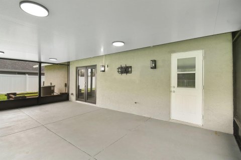 House in Port St. Lucie, Florida 3 bedrooms, 128.76 sq.m. № 2083654 - photo 20