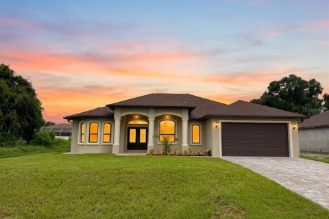 Villa ou maison à North Port, Floride 3 chambres, 171.03 m2 № 2360576