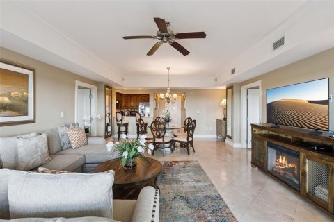 Condo in Kissimmee, Florida, 2 bedrooms № 2384219 - photo 3
