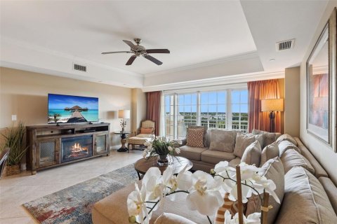 Condo in Kissimmee, Florida, 2 bedrooms № 2384219 - photo 4