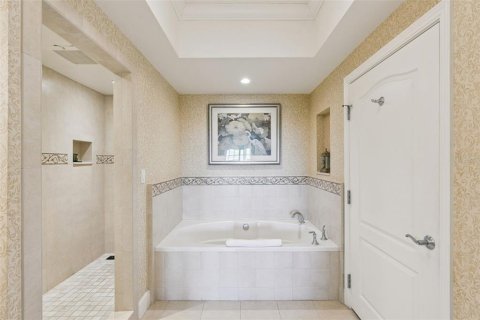Condo in Kissimmee, Florida, 2 bedrooms № 2384219 - photo 12