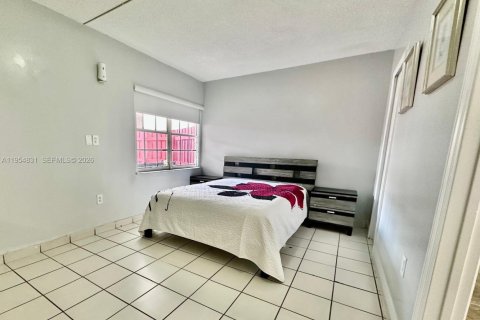 Купить кондоминиум в Майами, Флорида 2 спальни, 97.55м2, № 2011050 - фото 19