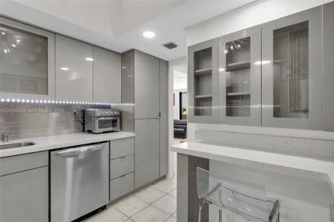 Condo à Miami Beach, Floride, 2 chambres № 2417651