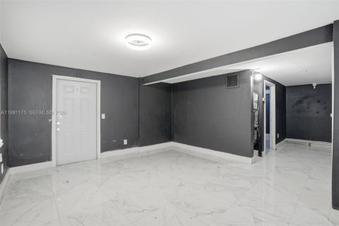 Купить виллу или дом в Майами, Флорида 4 спальни, 106.93м2, № 2056551 - фото 27