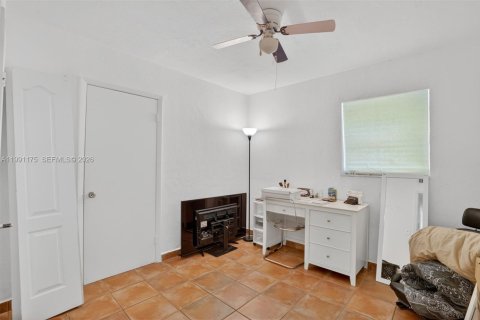 Купить виллу или дом в Майами, Флорида 4 спальни, 106.93м2, № 2056551 - фото 25