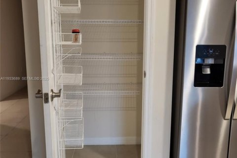 Casa en venta en LaBelle, Florida, 4 dormitorios № 1992243 - foto 6