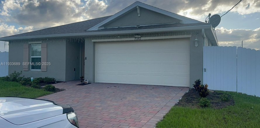 Casa en LaBelle, Florida 4 dormitorios № 1992243