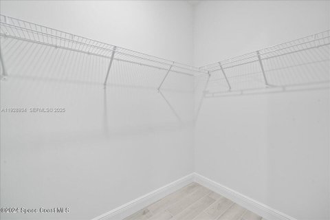 Villa ou maison à vendre à Palm Bay, Floride: 4 chambres, 164.9 m2 № 1987281 - photo 16