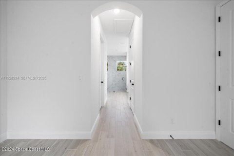 Villa ou maison à vendre à Palm Bay, Floride: 4 chambres, 164.9 m2 № 1987281 - photo 12