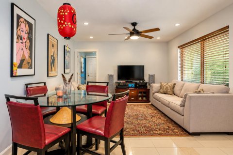 Casa en venta en West Palm Beach, Florida, 3 dormitorios, 111.95 m2 № 2391755 - foto 12