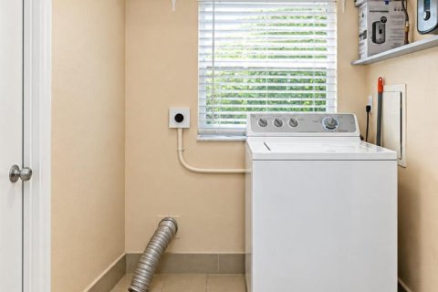 Casa en venta en West Palm Beach, Florida, 3 dormitorios, 111.95 m2 № 2391755 - foto 28