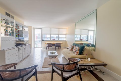 Copropriété à vendre à Sunny Isles Beach, Floride: 2 chambres, 118.45 m2 № 2004212 - photo 5