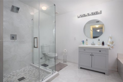 House in Miramar, Florida 4 bedrooms, 209.96 sq.m. № 1949988 - photo 29