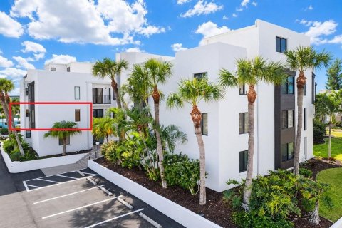 Condo à Englewood, Floride, 2 chambres № 2419732