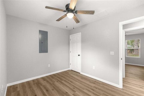 House in Fort MC Coy, Florida 3 bedrooms, 94.76 sq.m. № 2289708 - photo 15