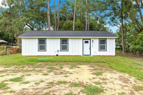 House in Fort MC Coy, Florida 3 bedrooms, 94.76 sq.m. № 2289708