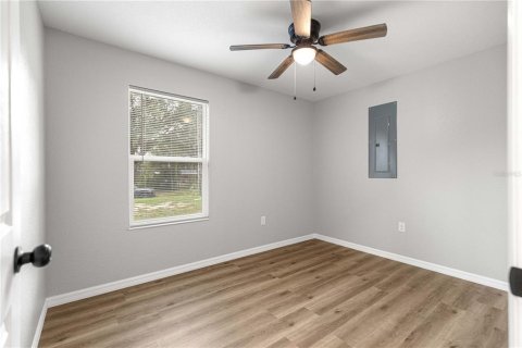 House in Fort MC Coy, Florida 3 bedrooms, 94.76 sq.m. № 2289708 - photo 14