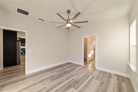 House in Gainesville, Florida 3 bedrooms, 158.4 sq.m. № 1803889 - photo 9