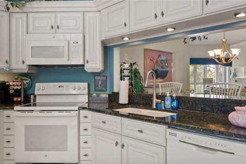 Condominio en venta en Longwood, Florida, 2 dormitorios, 132.57 m2 № 1786178 - foto 18