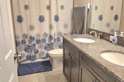 House in Zephyrhills, Florida 5 bedrooms, 328.04 sq.m. № 2107635 - photo 23