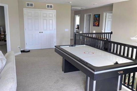 House in Zephyrhills, Florida 5 bedrooms, 328.04 sq.m. № 2107635 - photo 19