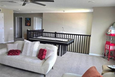 House in Zephyrhills, Florida 5 bedrooms, 328.04 sq.m. № 2107635 - photo 18