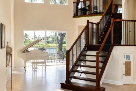 Casa en venta en West Palm Beach, Florida, 5 dormitorios, 349.78 m2 № 2243876 - foto 3