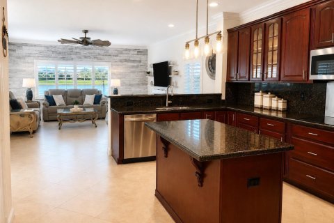 Casa en venta en West Palm Beach, Florida, 5 dormitorios, 349.78 m2 № 2243876 - foto 13