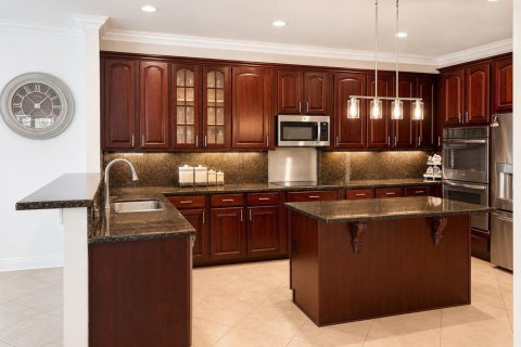 Casa en venta en West Palm Beach, Florida, 5 dormitorios, 349.78 m2 № 2243876 - foto 12