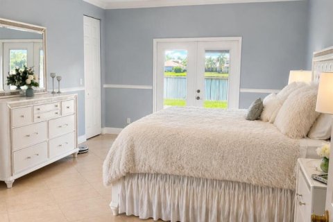 Casa en venta en West Palm Beach, Florida, 5 dormitorios, 349.78 m2 № 2243876 - foto 16