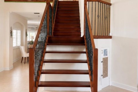 Casa en venta en West Palm Beach, Florida, 5 dormitorios, 349.78 m2 № 2243876 - foto 4