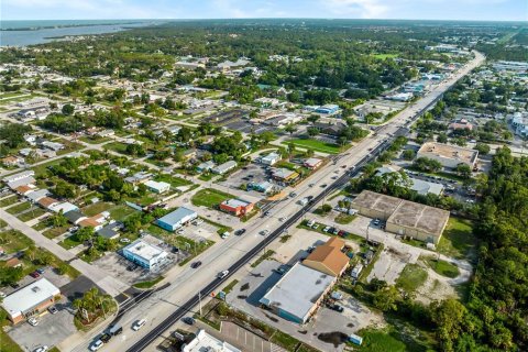Propiedad comercial en venta en Englewood, Florida, 120.77 m2 № 2280101 - foto 8