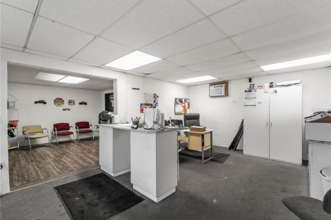 Propiedad comercial en venta en Englewood, Florida, 120.77 m2 № 2280101 - foto 15