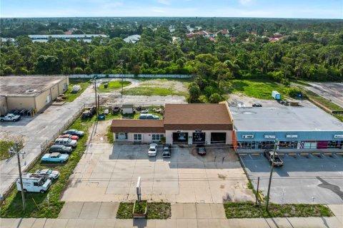 Propiedad comercial en venta en Englewood, Florida, 120.77 m2 № 2280101 - foto 22