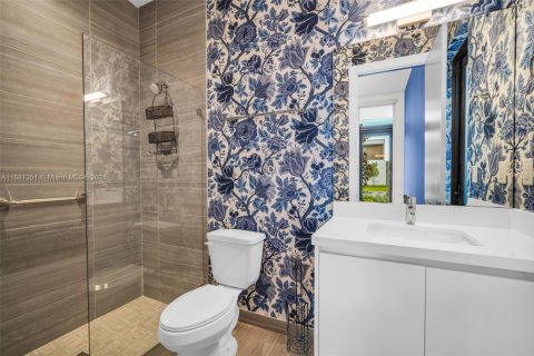 House in Weston, Florida 5 bedrooms, 498.7 sq.m. № 2017371 - photo 27