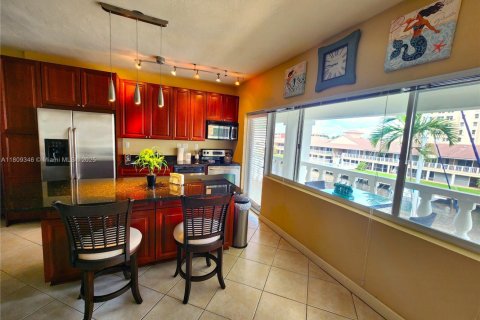 Condominio en venta en Fort Lauderdale, Florida, 1 dormitorio, 69.4 m2 № 1865287 - foto 3