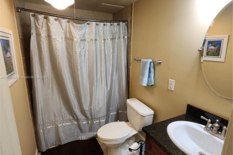 Condominio en venta en Fort Lauderdale, Florida, 1 dormitorio, 69.4 m2 № 1865287 - foto 16