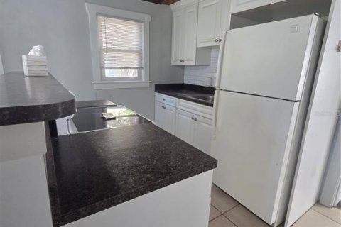 Villa ou maison à louer à Saint Petersburg, Floride: 2 chambres, 66.89 m2 № 2413805 - photo 7