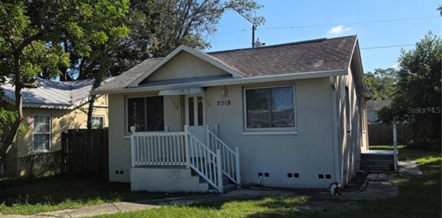 Villa ou maison à Saint Petersburg, Floride 2 chambres, 66.89 m2 № 2413805