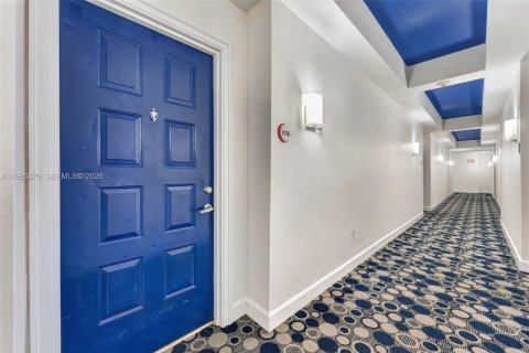 Condominio en alquiler en Hollywood, Florida, 1 dormitorio, 64.1 m2 № 2063515 - foto 7