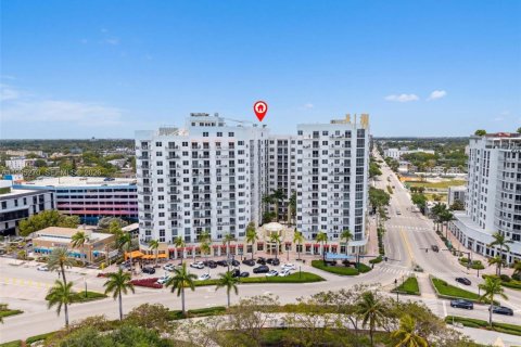 Condominio en alquiler en Hollywood, Florida, 1 dormitorio, 64.1 m2 № 2063515 - foto 24