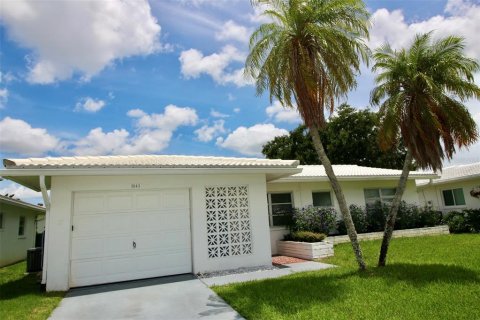 House in Pinellas Park, Florida 2 bedrooms, 123.37 sq.m. № 1822688 - photo 5