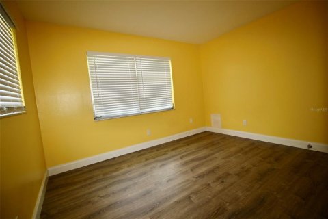 House in Pinellas Park, Florida 2 bedrooms, 123.37 sq.m. № 1822688 - photo 29