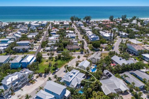 Casa en venta en Holmes Beach, Florida, 3 dormitorios, 152.55 m2 № 1876710 - foto 1